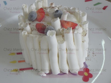 MERENGUES CON FRESAS